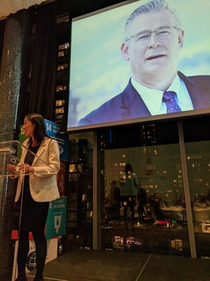 Figure 2. Ka-Hay Law accepted the award and introduced a video message from Ron Hochstein, President and CEO of Lundin Gold. (CNW Group/Lundin Gold Inc.)